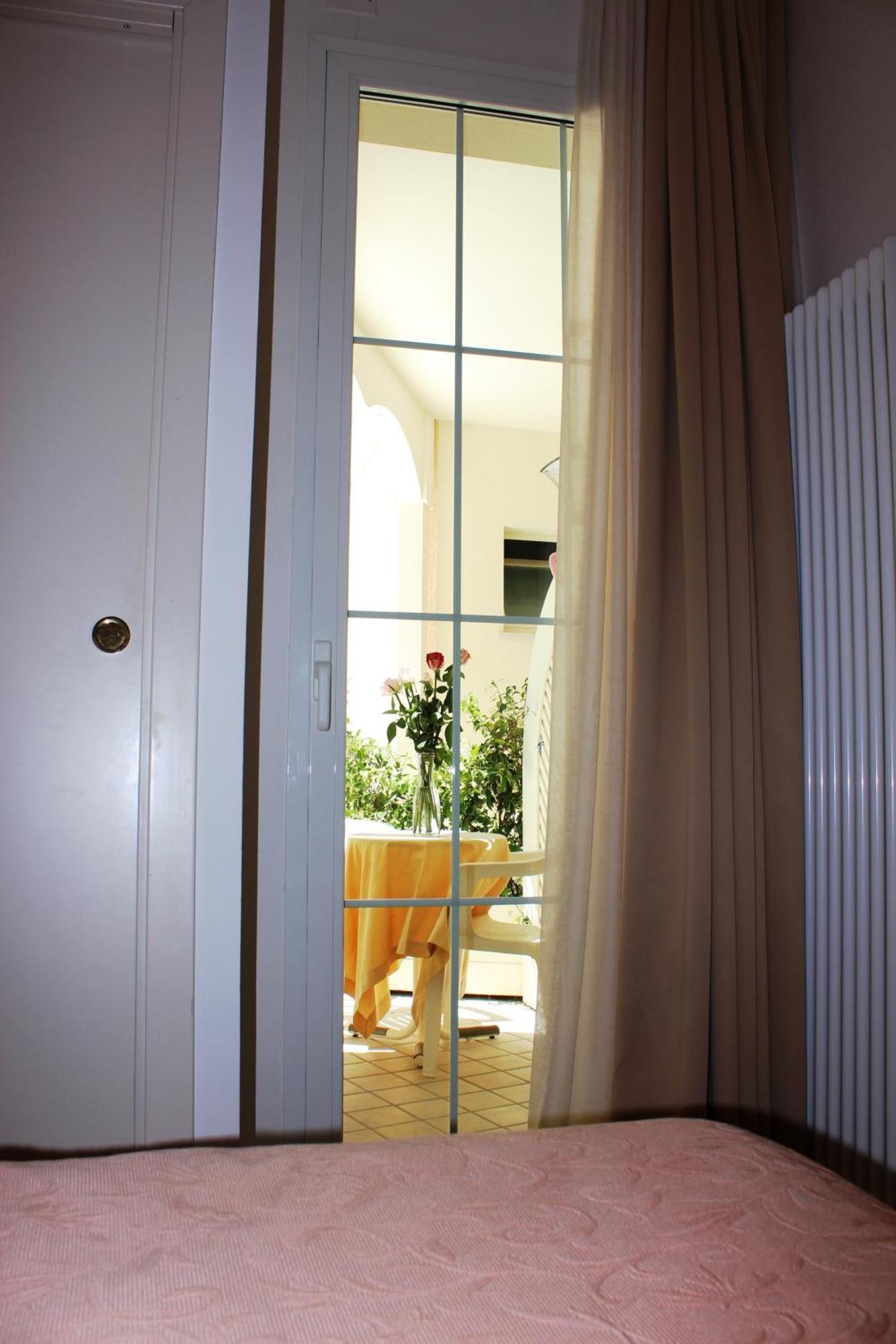 Sirena Boutique Hotel Gabicce Mare Quarto foto